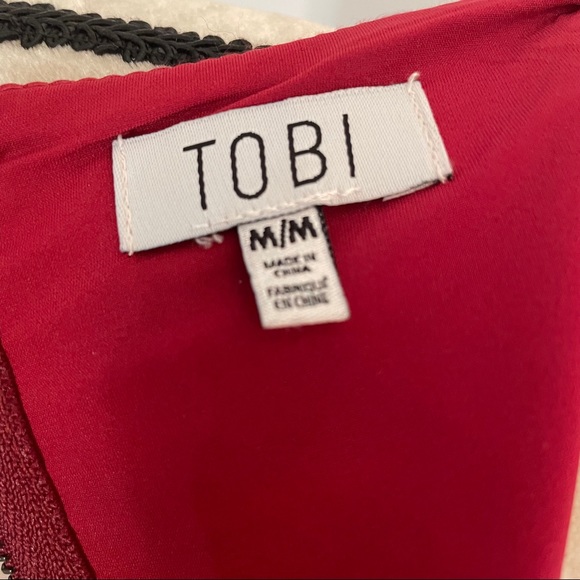 Tobi crop top with zipper back - Picture 4 of 5